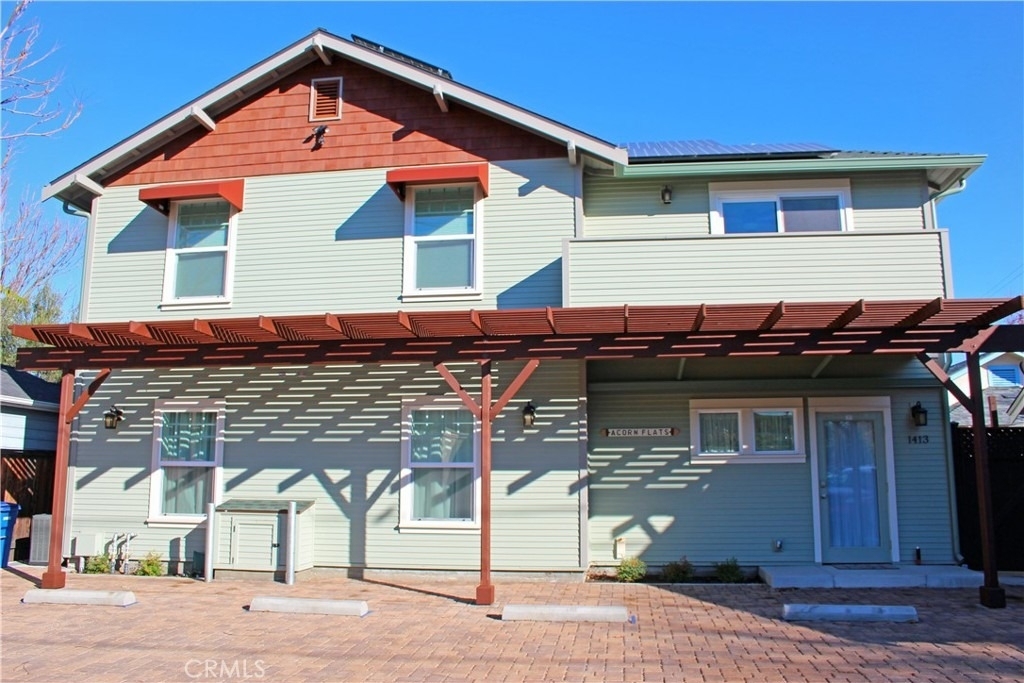 1413 Pine Street - Photo 0
