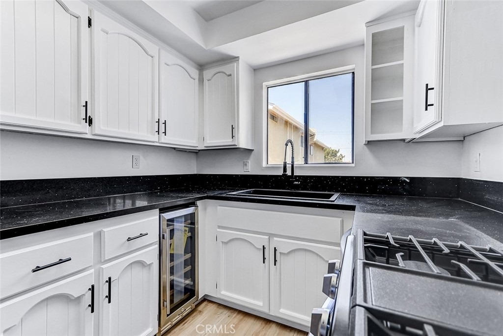 107 S Helberta Avenue - Photo 9