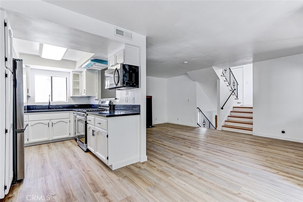 107 S Helberta Avenue - Photo 6