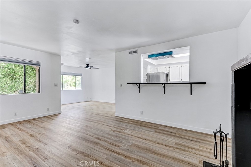 107 S Helberta Avenue - Photo 2