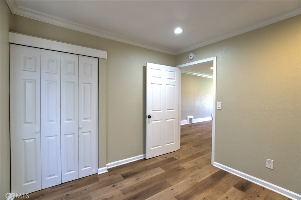 811 E Chapman - Photo 8
