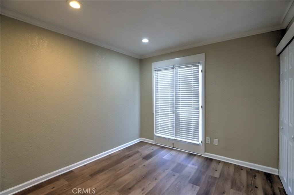 811 E Chapman - Photo 7