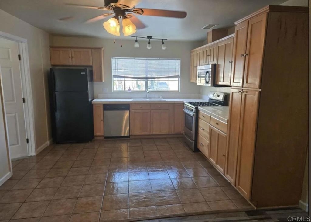 9742 Vomac Road - Photo 3
