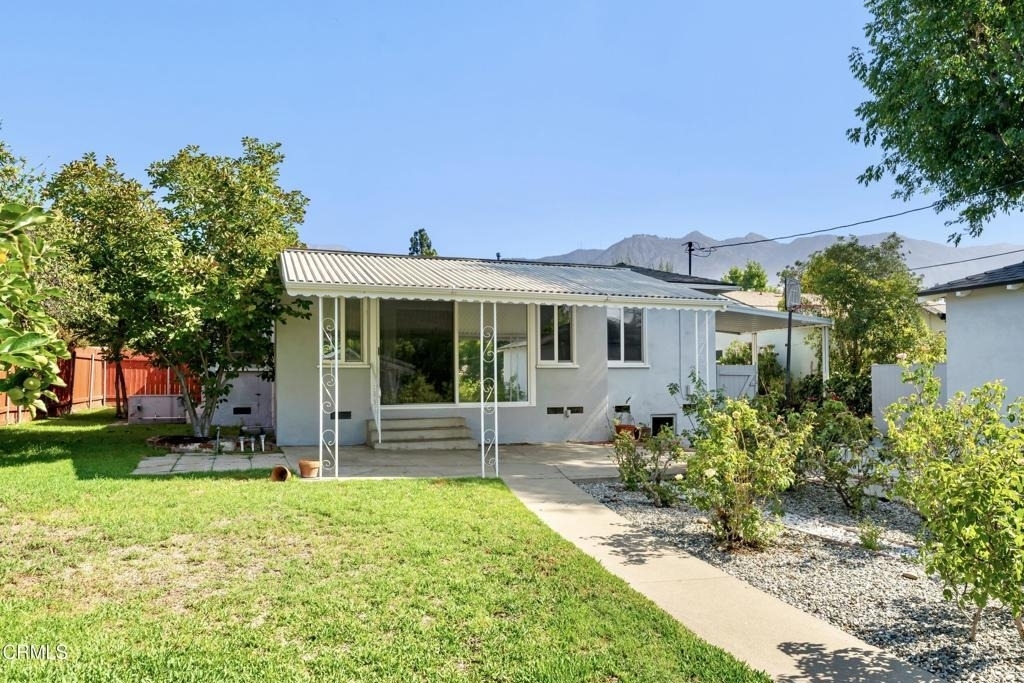 2254 Queensberry Road - Photo 18