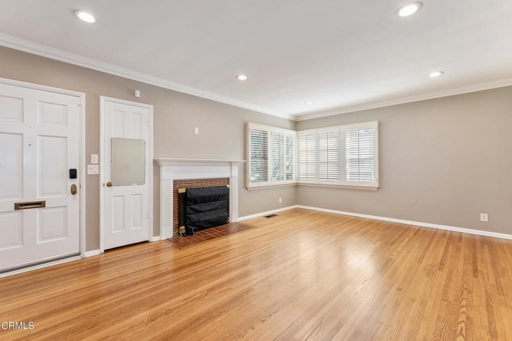 2254 Queensberry Road - Photo 3