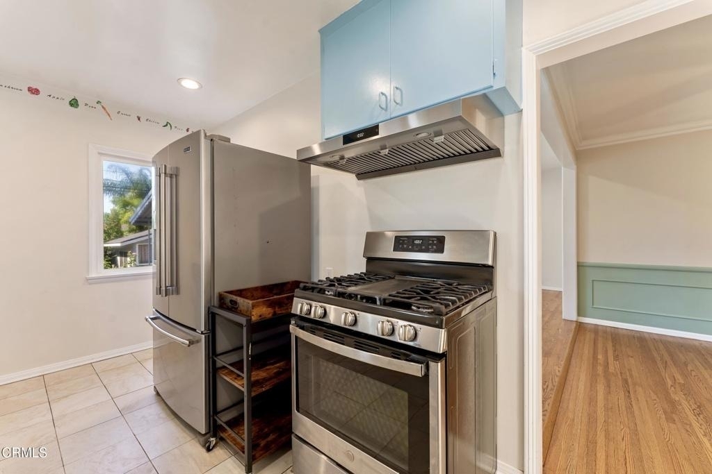 2254 Queensberry Road - Photo 10