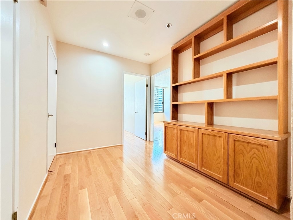600 W 9th - Photo 14