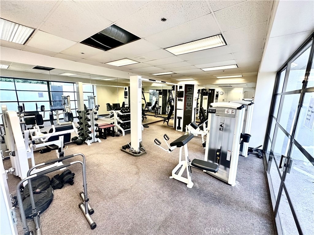 600 W 9th - Photo 39