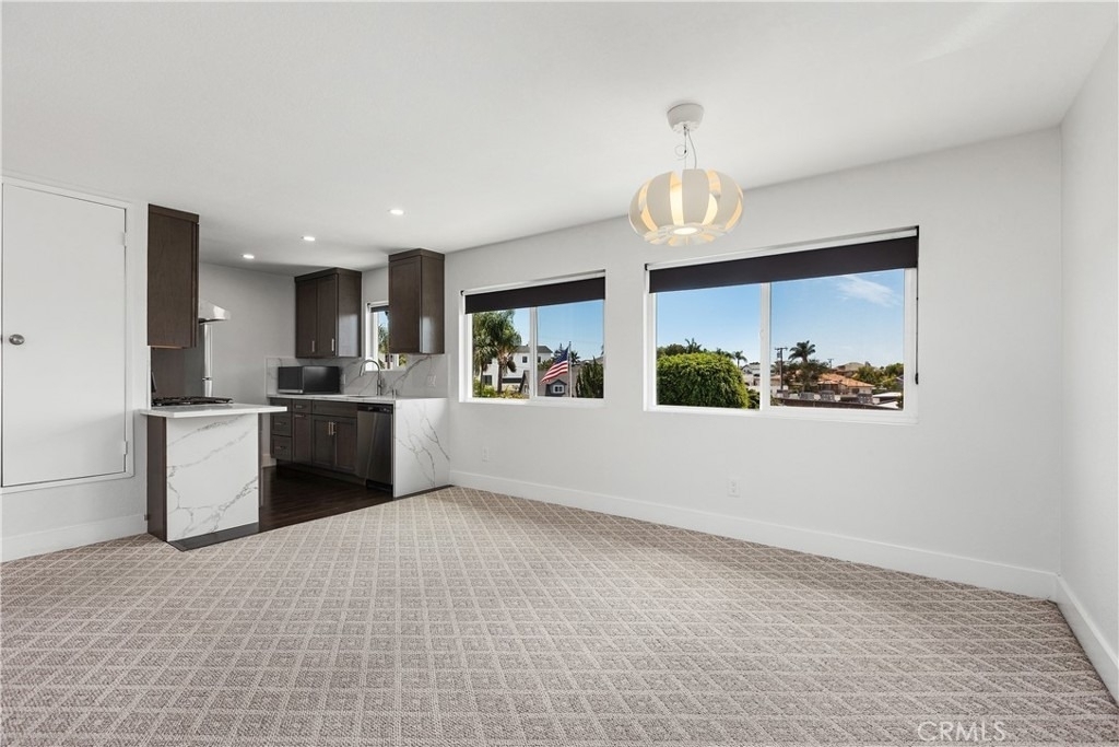 423 1/2 Westminster Avenue - Photo 6