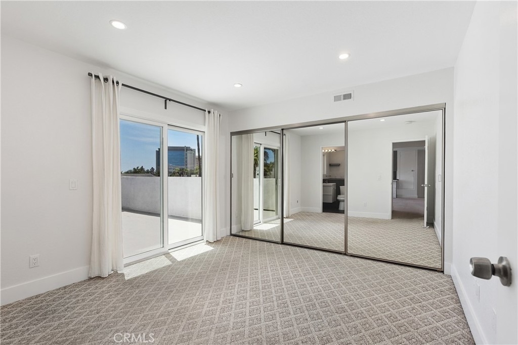 423 1/2 Westminster Avenue - Photo 12