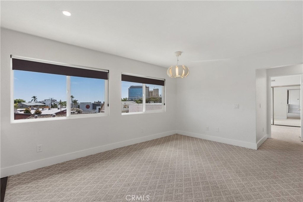 423 1/2 Westminster Avenue - Photo 3