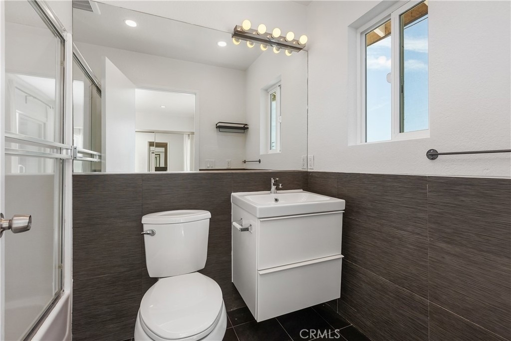 423 1/2 Westminster Avenue - Photo 15