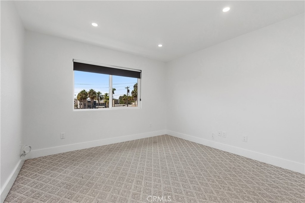 423 1/2 Westminster Avenue - Photo 16
