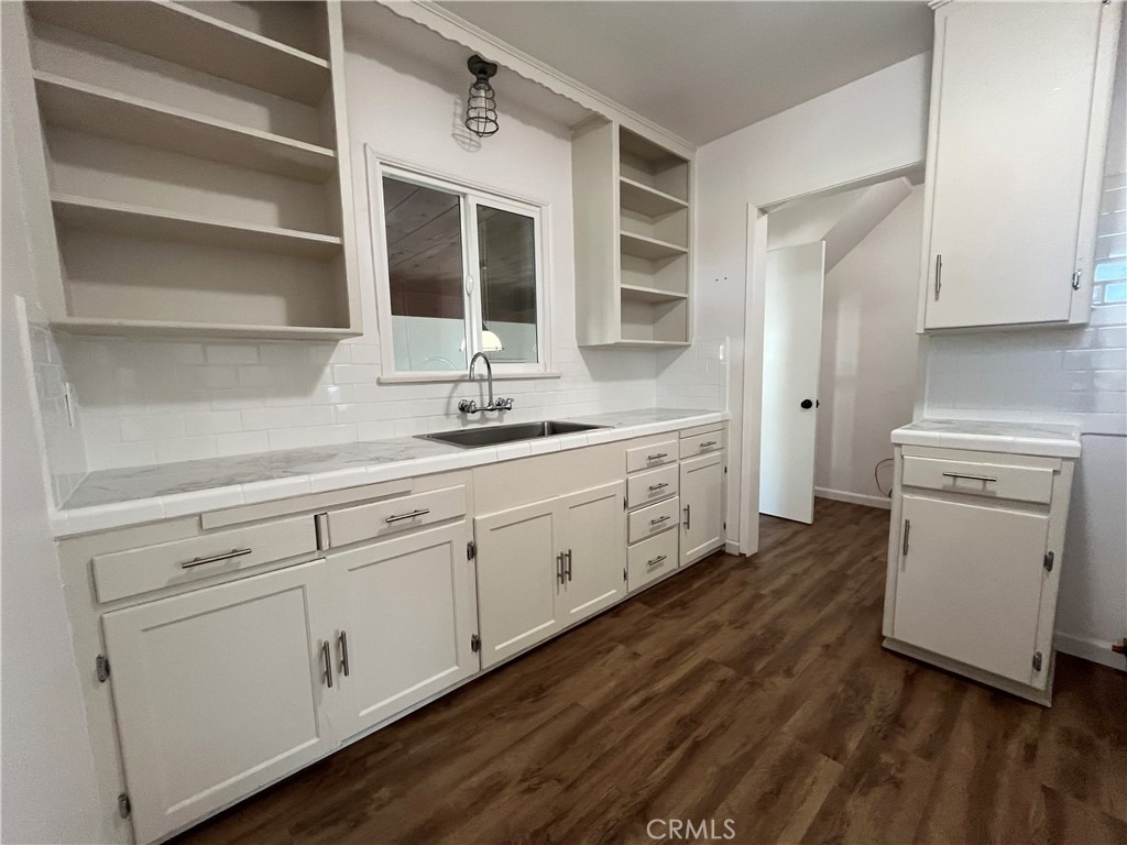 1086 Palm Avenue - Photo 7