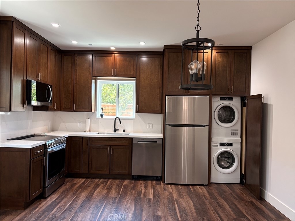 7128 Mclennan Ave - Photo 2