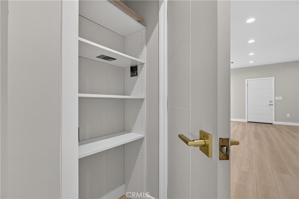 16425 Clymer Street - Photo 19