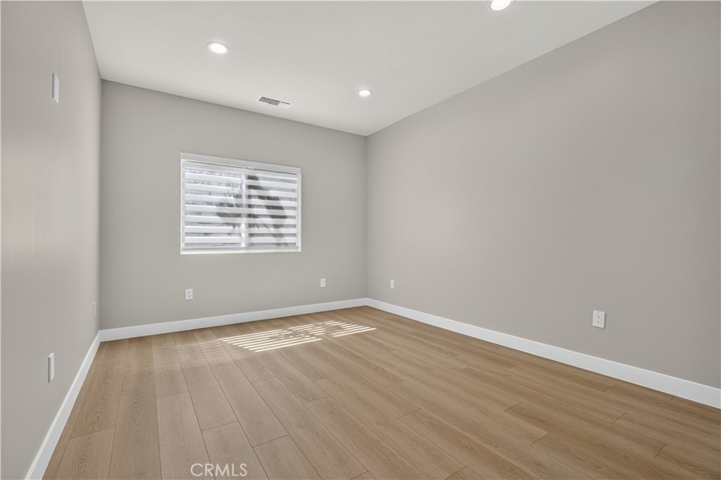 16425 Clymer Street - Photo 29
