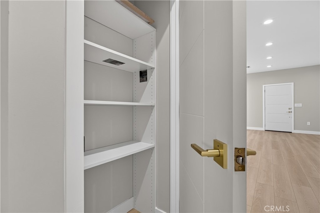 16425 Clymer Street - Photo 19