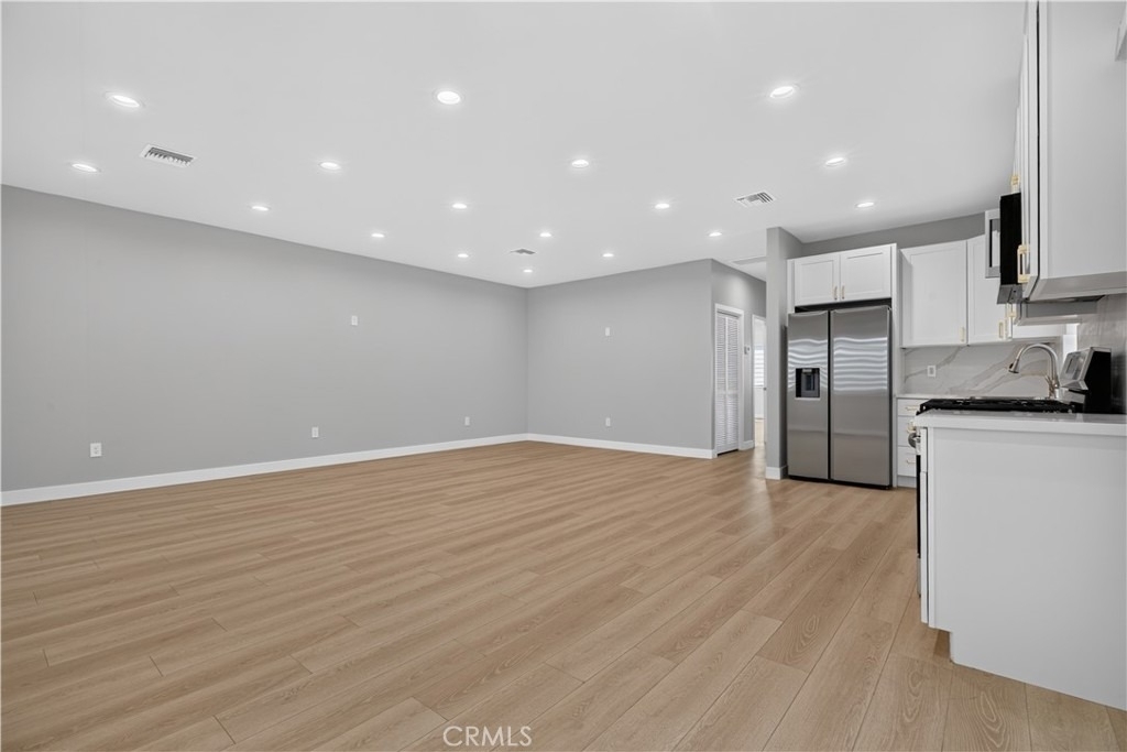 16425 Clymer Street - Photo 13