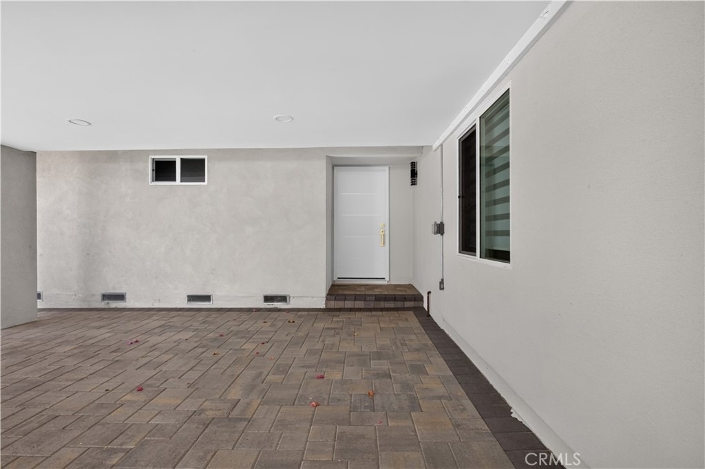 16427 Clymer Street - Photo 5
