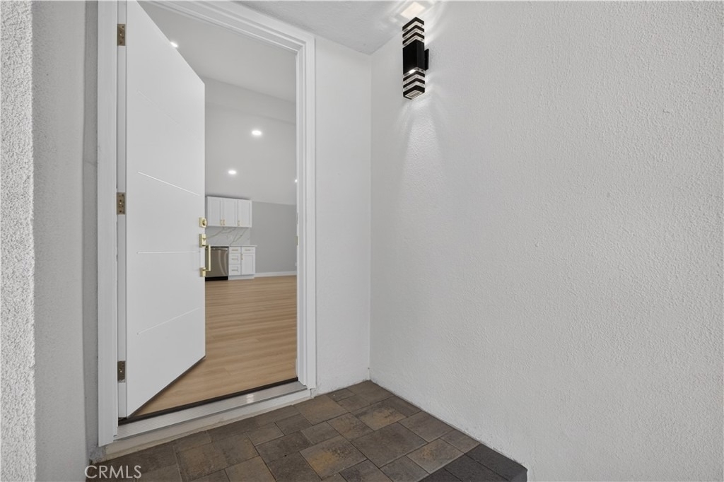 16427 Clymer Street - Photo 6