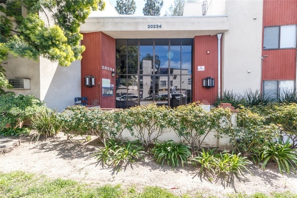 20234 Cantara Street - Photo 19