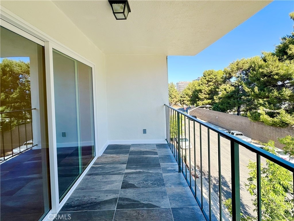 500 Jackson Place - Photo 14