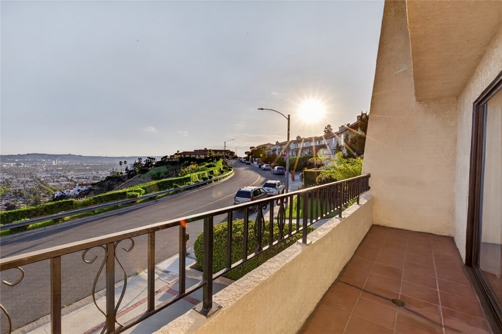 1350 E Tujunga - Photo 44