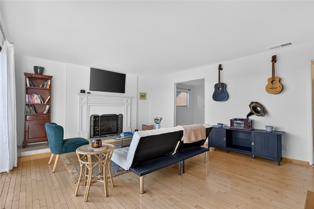1350 E Tujunga - Photo 29