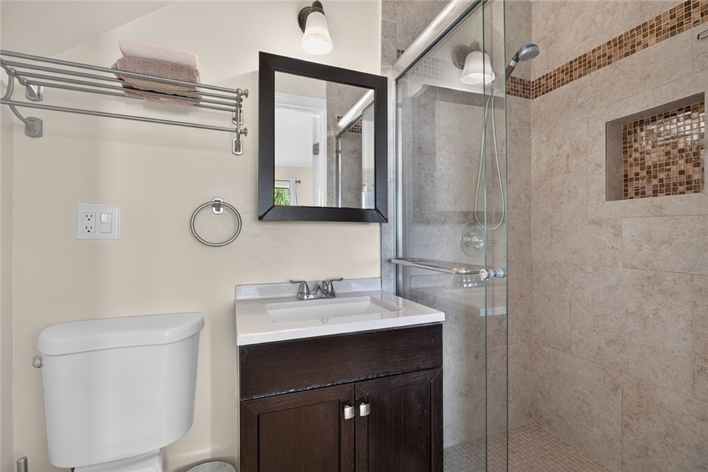 1350 E Tujunga - Photo 49