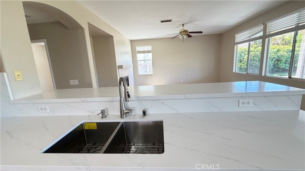 7941 La Crosse - Photo 7