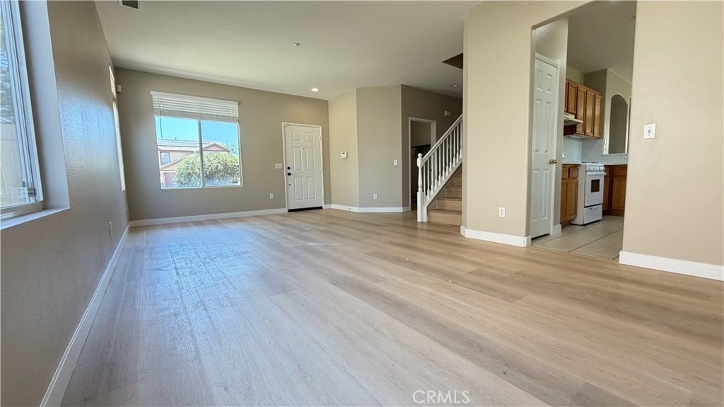 7941 La Crosse - Photo 2