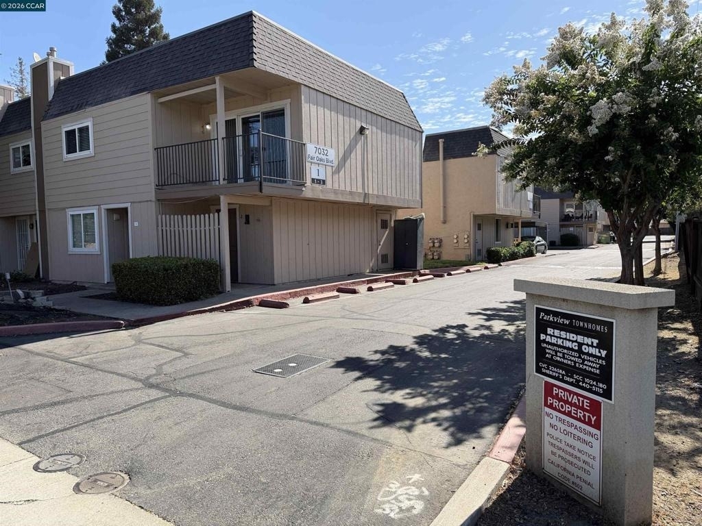 7032 Fair Oaks Blvd - Photo 0