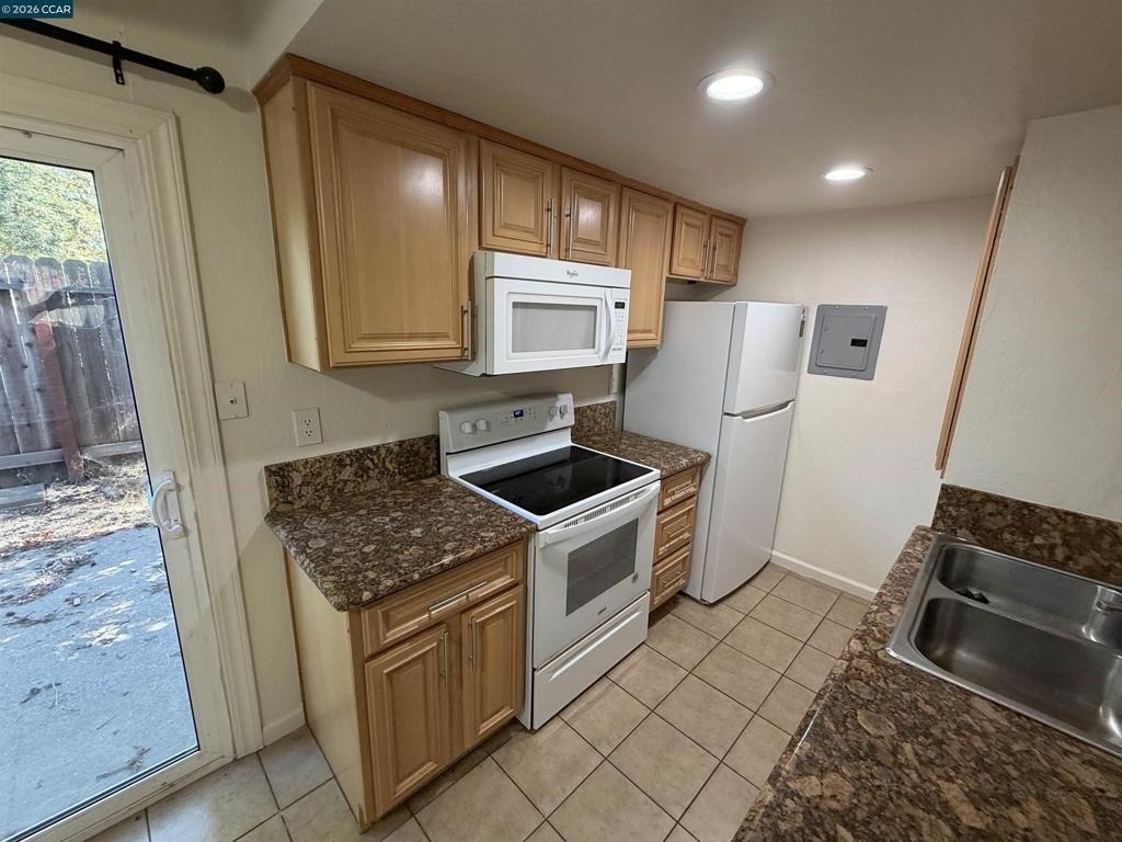 7032 Fair Oaks Blvd - Photo 11