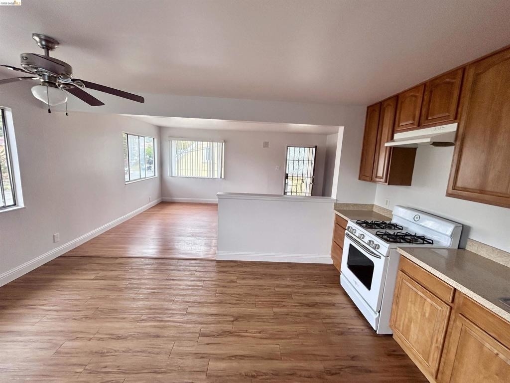 3144 61st Ave - Photo 3