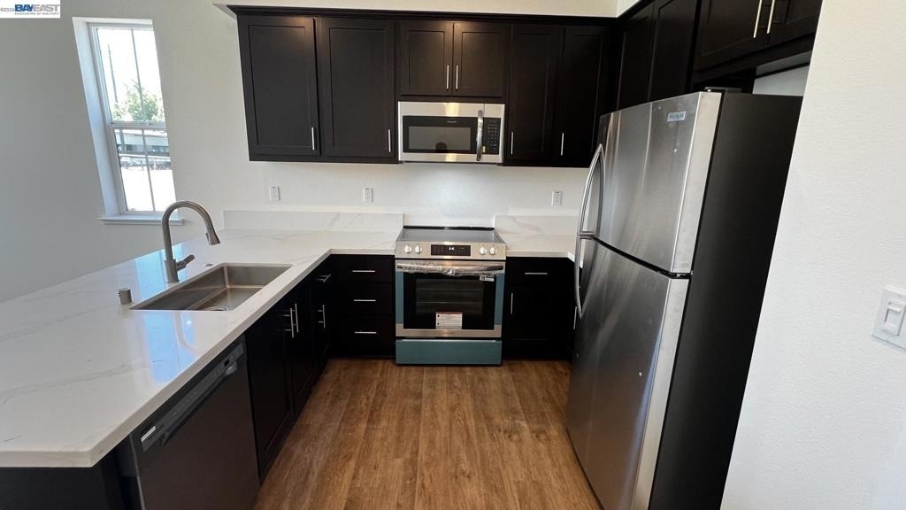 218 Church St - Photo 4