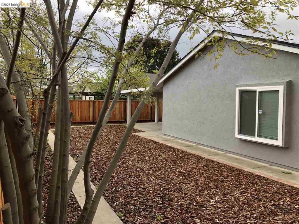 1740 Gateway Dr - Photo 13