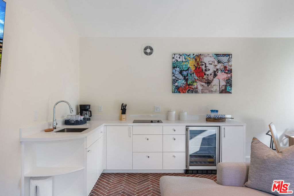 1222 S Genesee Avenue - Photo 88