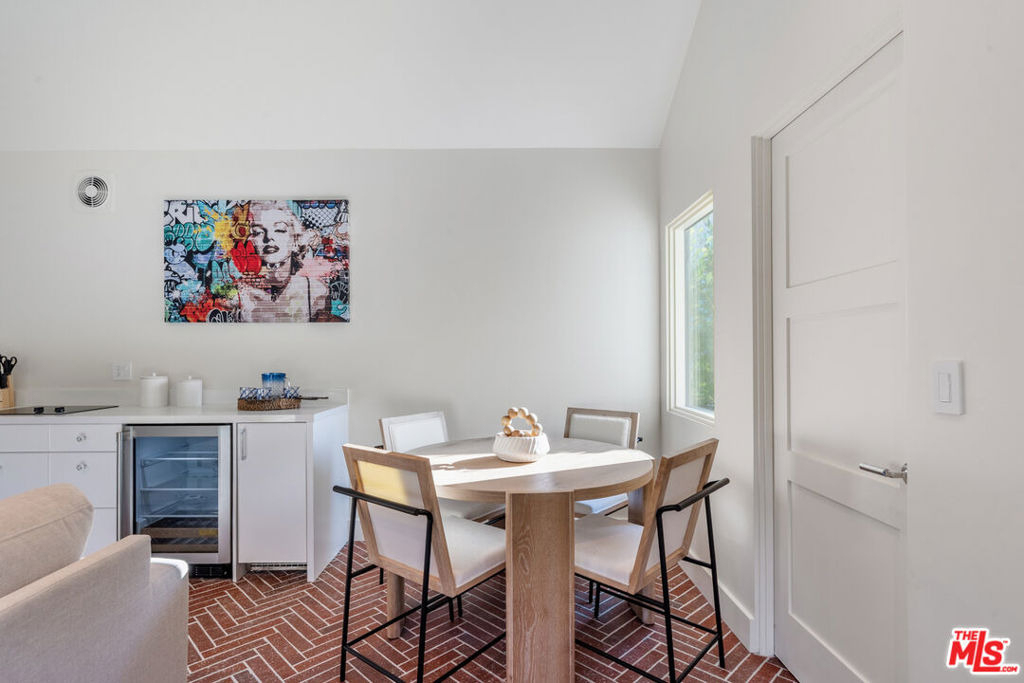 1222 S Genesee Avenue - Photo 85