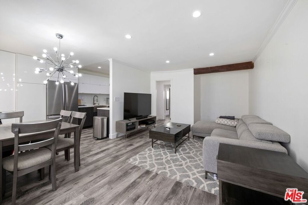 12735 Caswell Avenue - Photo 1