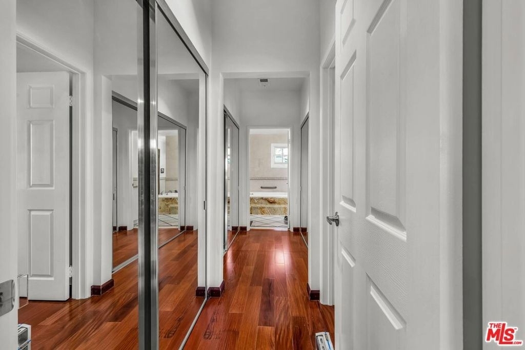 10810 Rochester Avenue - Photo 42