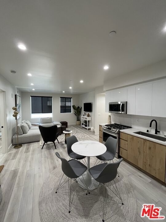 124 S Croft Avenue - Photo 12