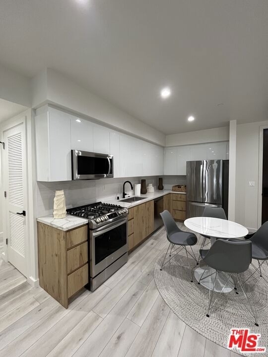 124 S Croft Avenue - Photo 6