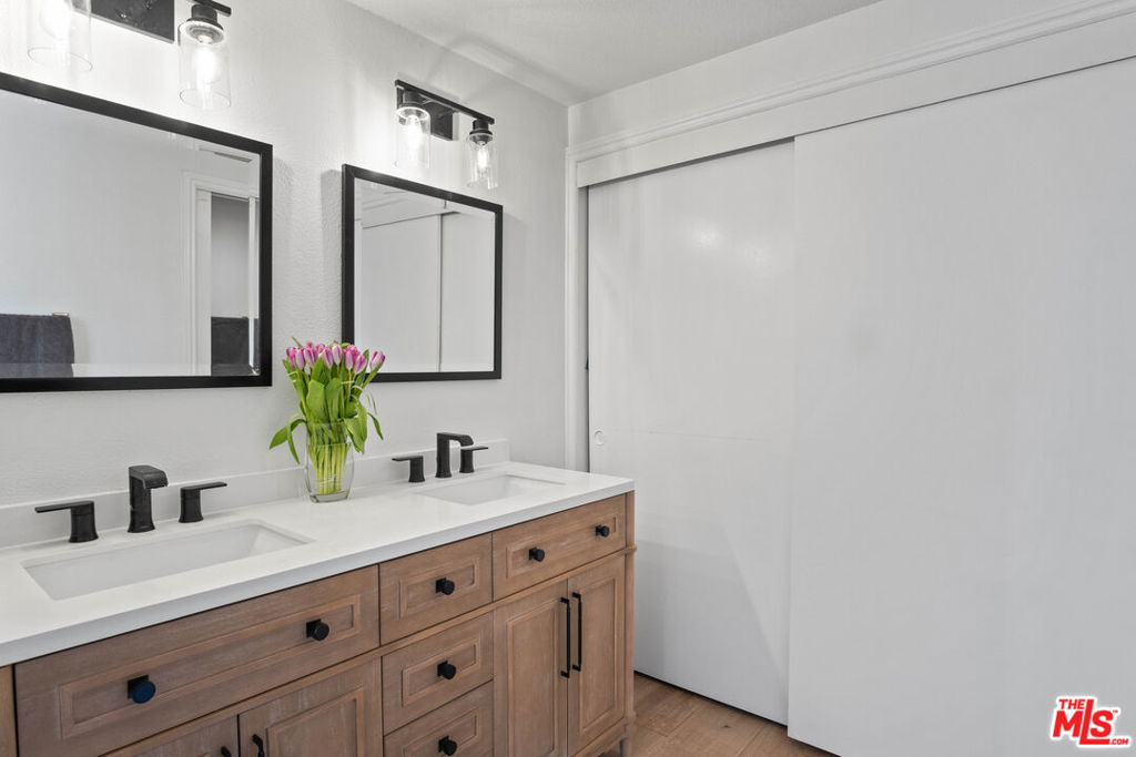 176 Longfellow Street - Photo 14