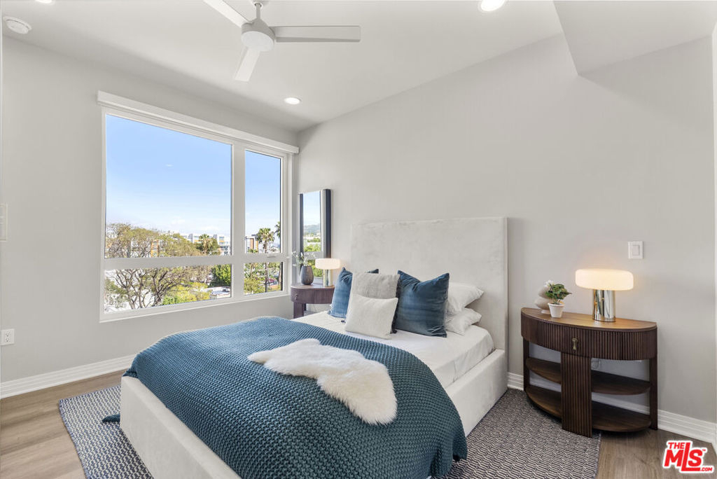 7428 Santa Monica Boulevard - Photo 17