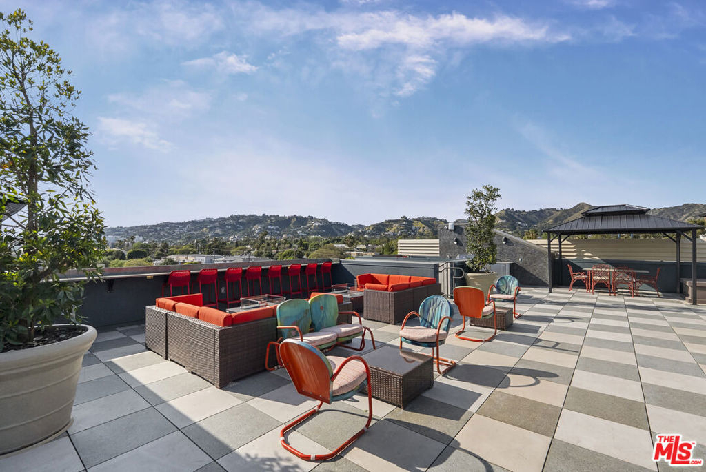 7428 Santa Monica Boulevard - Photo 32