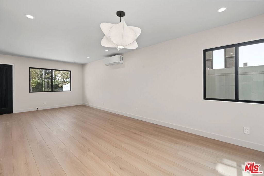 5843 Whitworth Drive - Photo 21