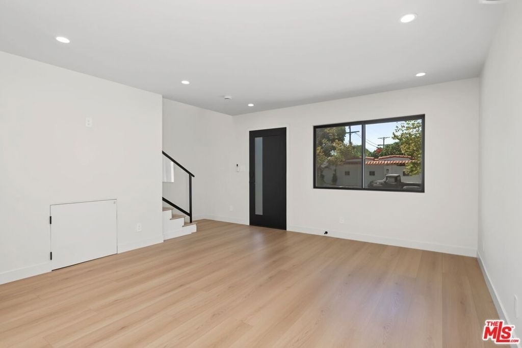 5843 Whitworth Drive - Photo 24