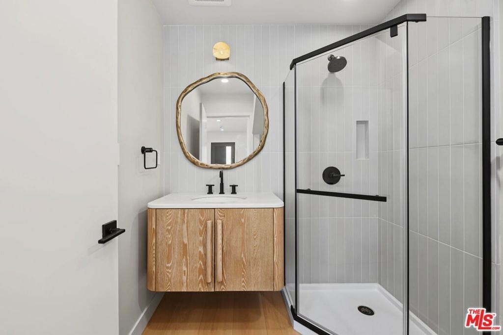 5843 Whitworth Drive - Photo 8