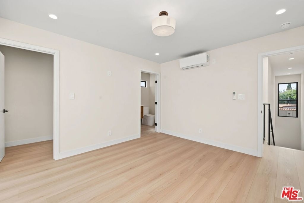 5841 Whitworth Drive - Photo 12